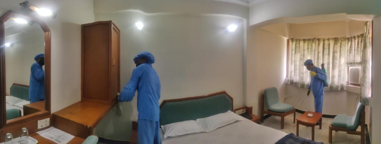 Hotel Grg Vadodara Eksteriør bilde