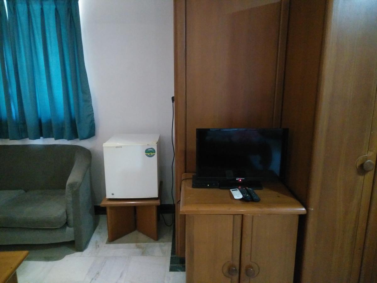 Hotel Grg Vadodara Eksteriør bilde